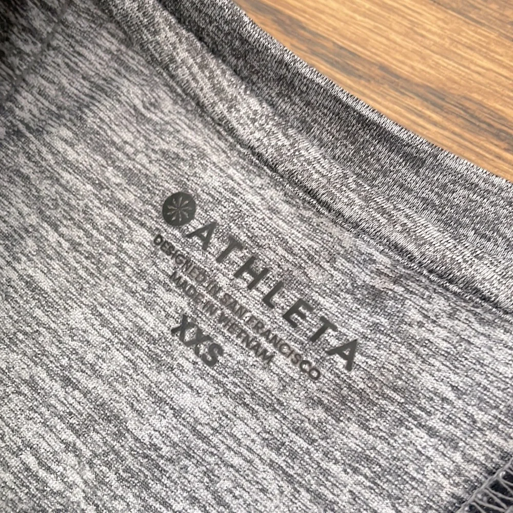 Athleta UPF Heathered Gray Crossover Back Sunlover Tank - Picture 5 of 6